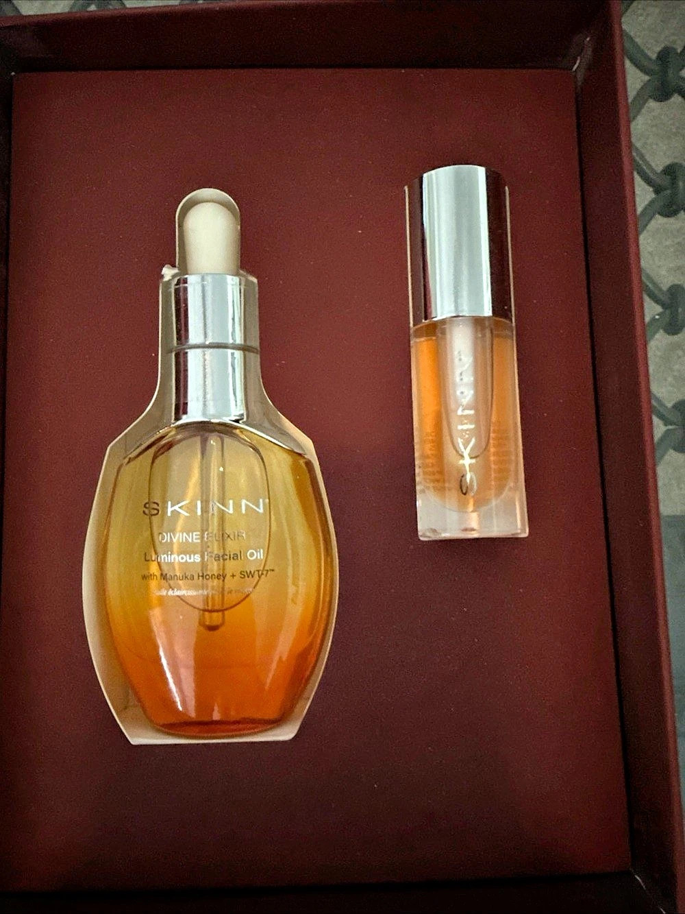 SKINN Divine Elixir Luminous Facial Oil Facial & Lip Oil Set NWT